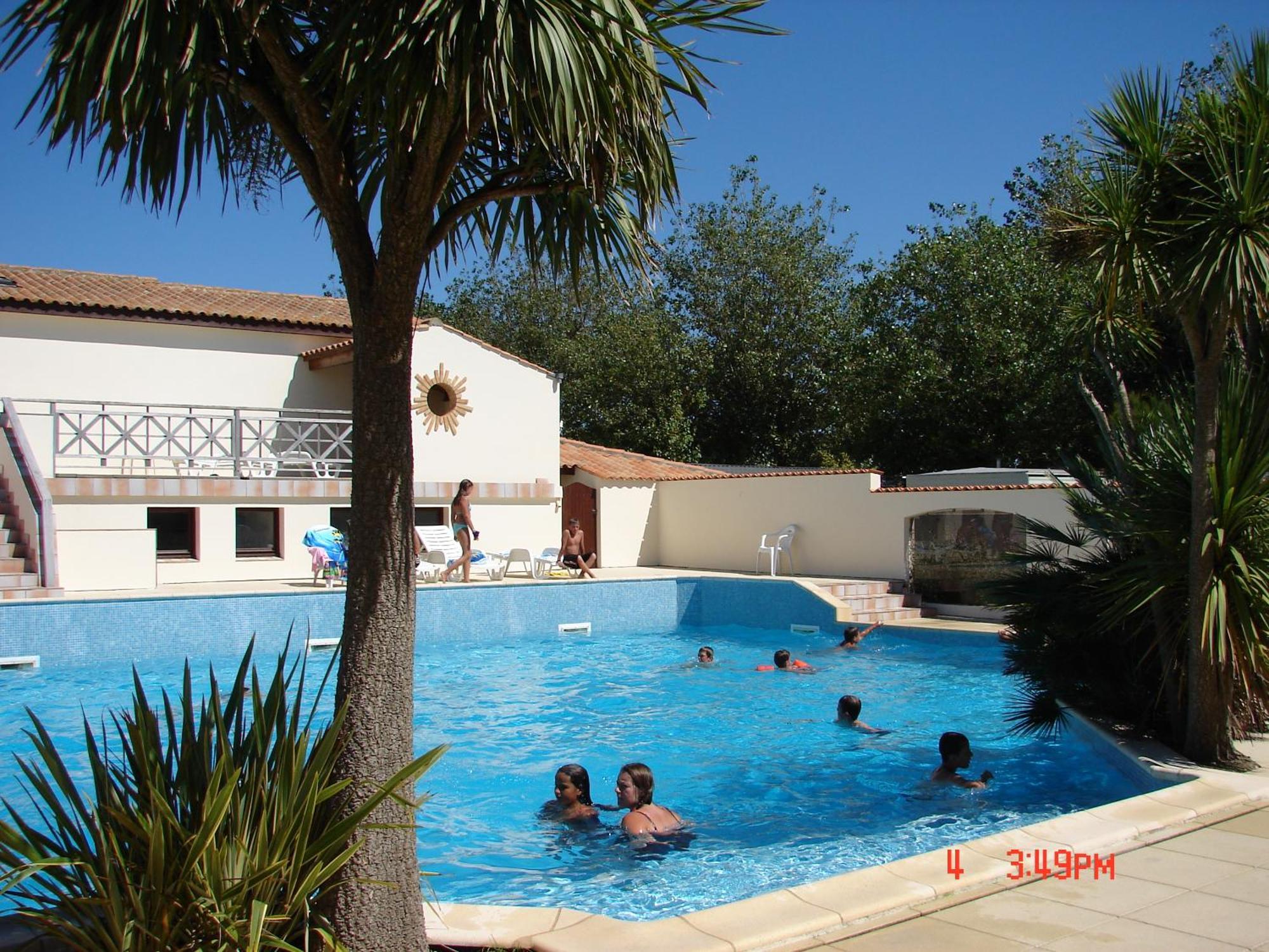 Camping Barataud Saint-Denis-dʼOléron Exterior foto
