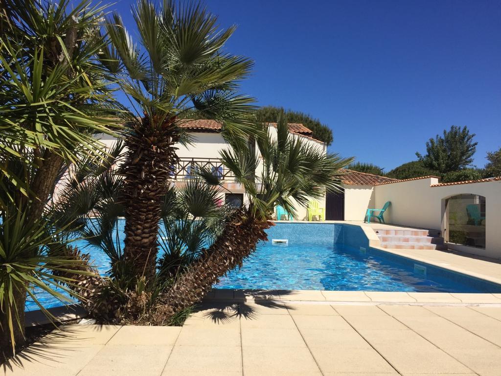 Camping Barataud Saint-Denis-dʼOléron Exterior foto